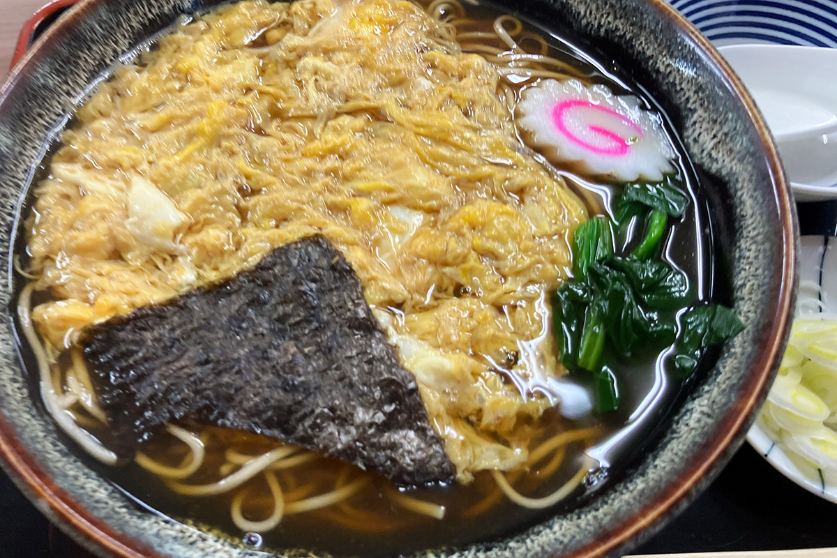 広栄屋「玉とじそば」