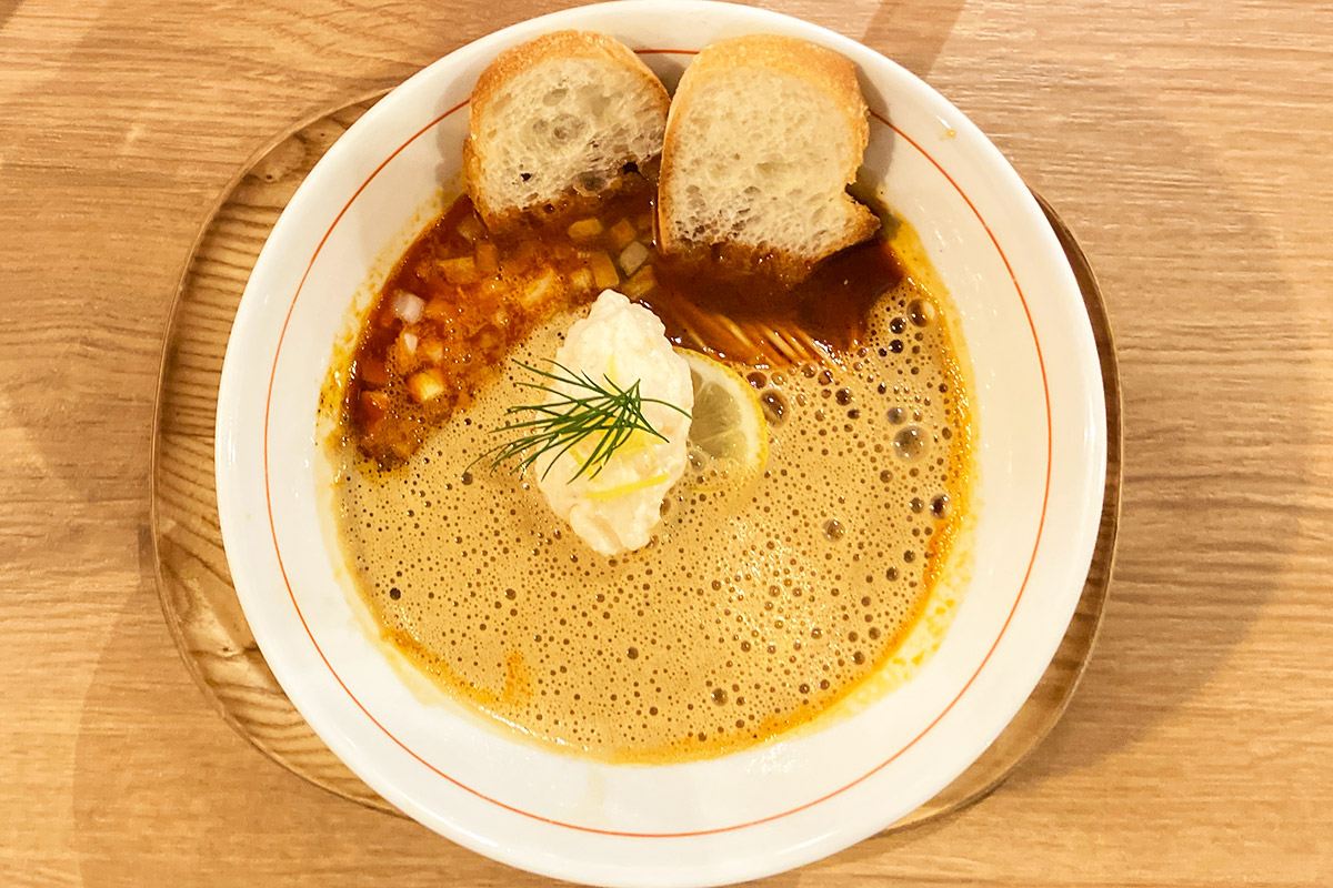 甘海老のビスク～海老のクネル添え～