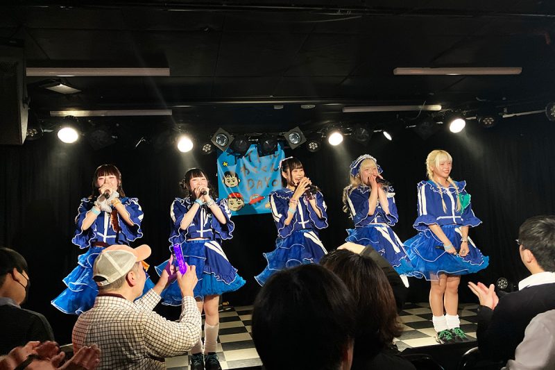 酔っ払ってスマホで撮ったら、こんな写真が限界ですよ、、、